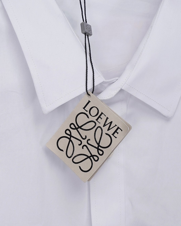 ブランドシャツ角部分ディテール